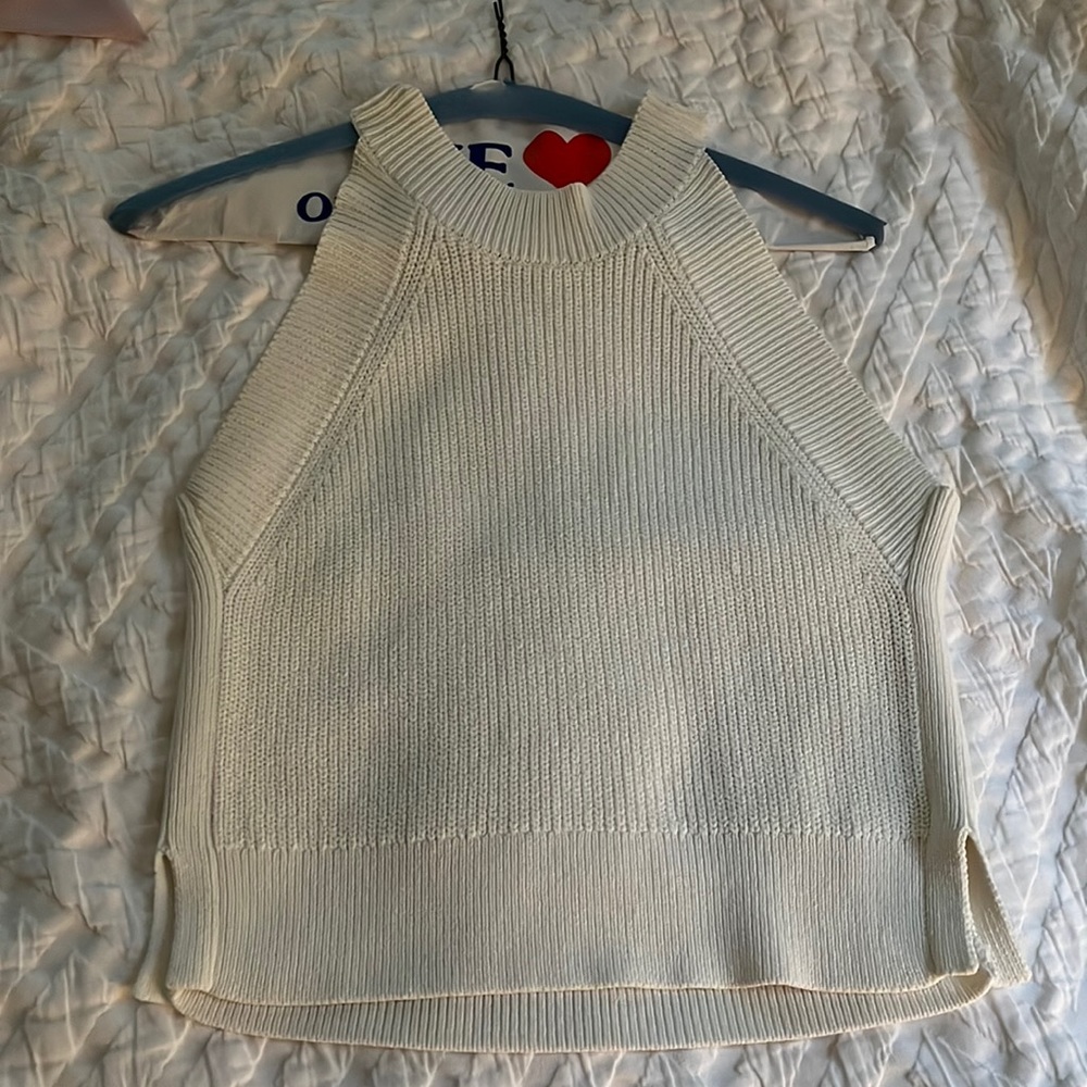 Aritzia Wilfred crop top